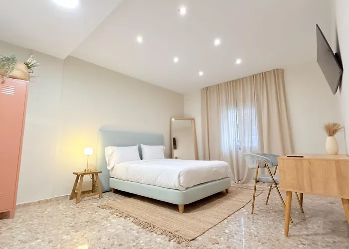 Beach Room Valencia, Netflix, 4 Mins Walk To The Beach