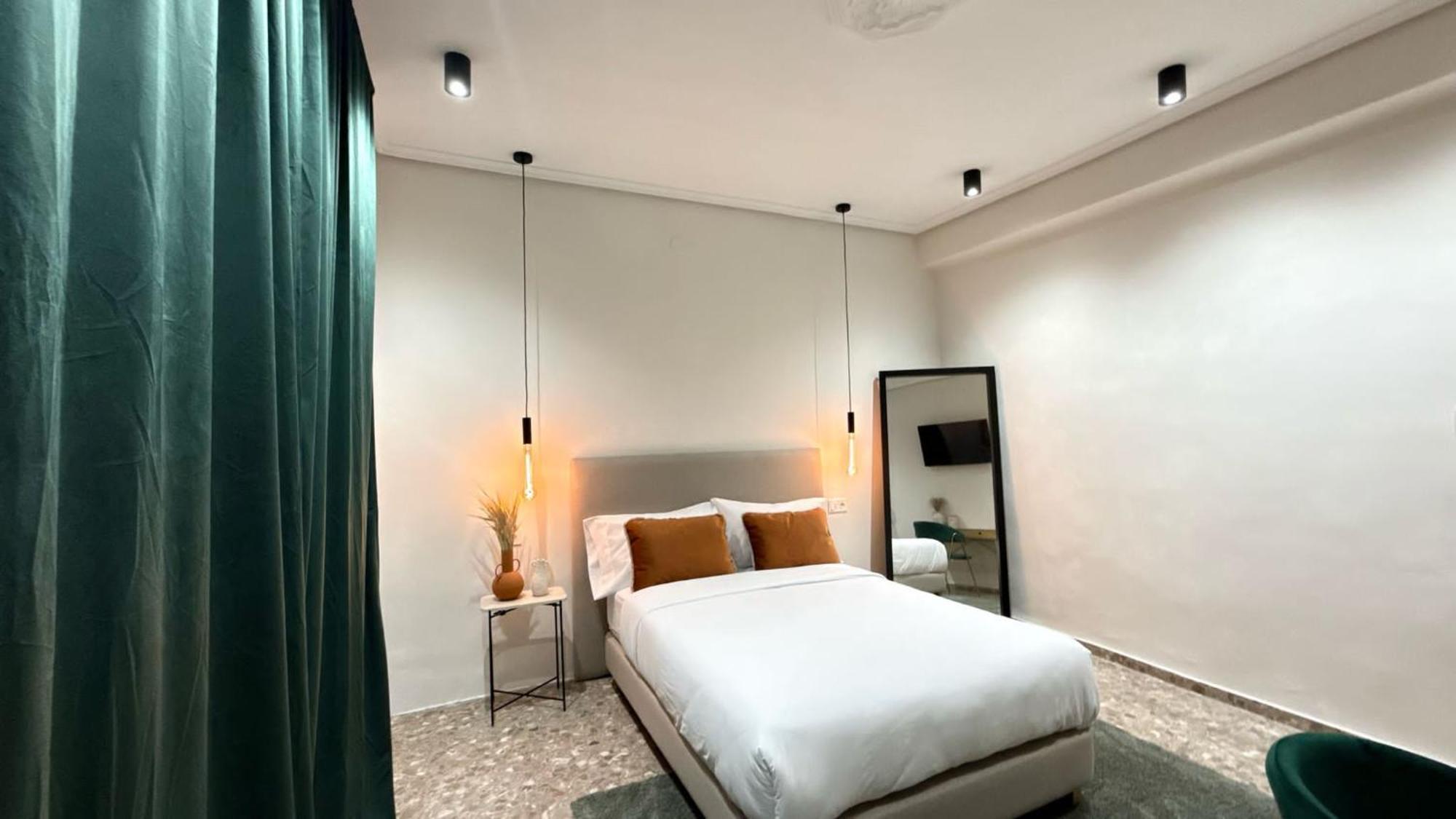 Valencia, Netflix, 4 Mins Walk To The Privatunterkunft Valencia